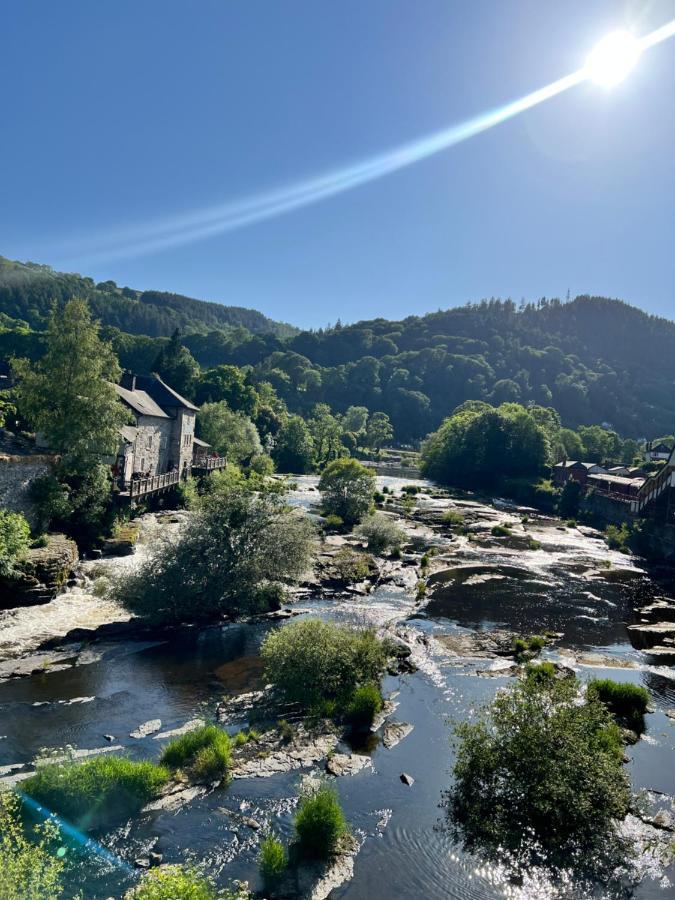 Riversdale House Bed & Breakfast ランゴレン エクステリア 写真
